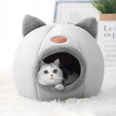 Winter Cat Bed